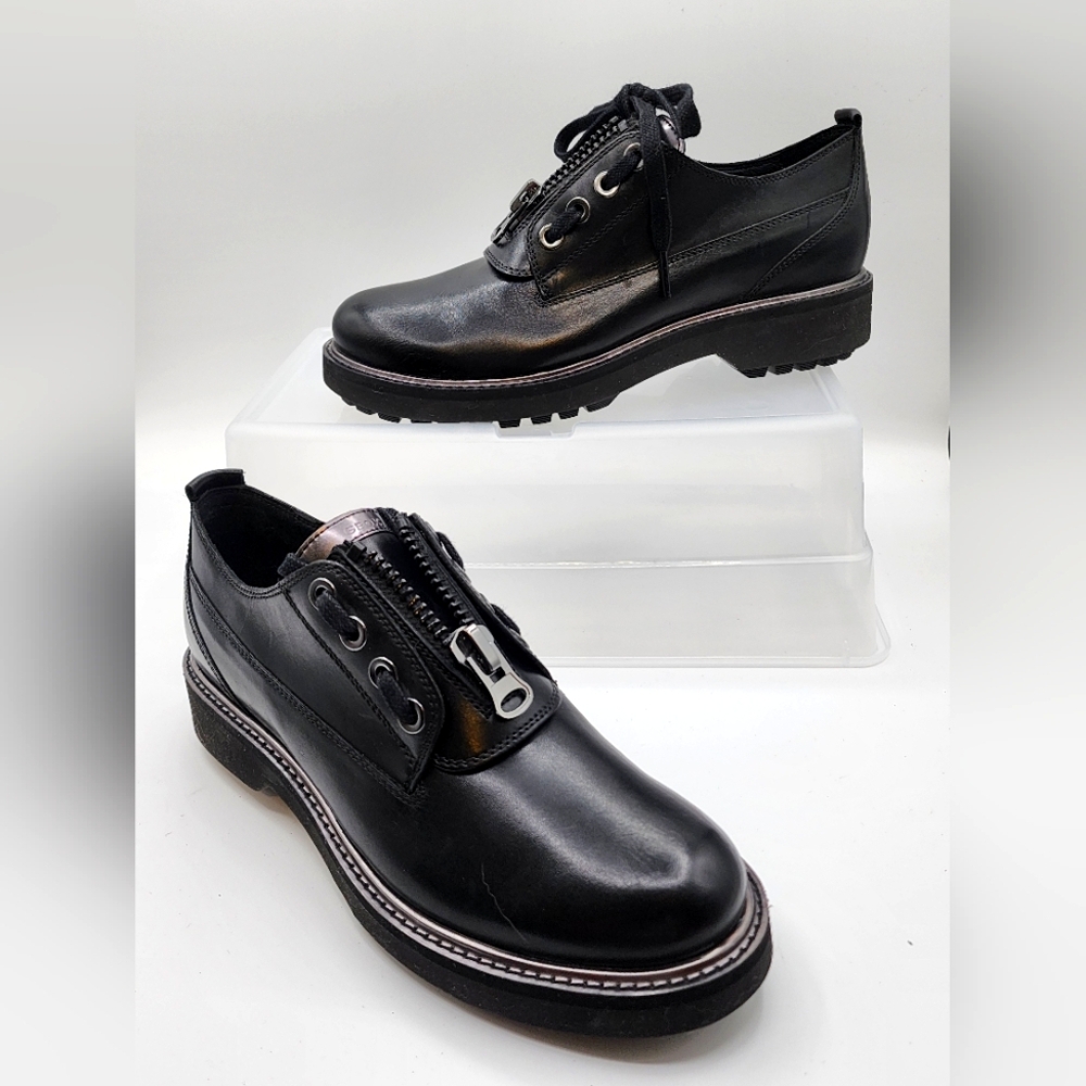 Geox Respira Black Leather Women's Shoes NWOT 38